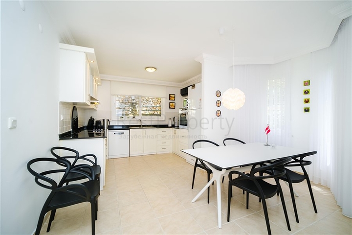 Пентхаус 3+1 с видом на море