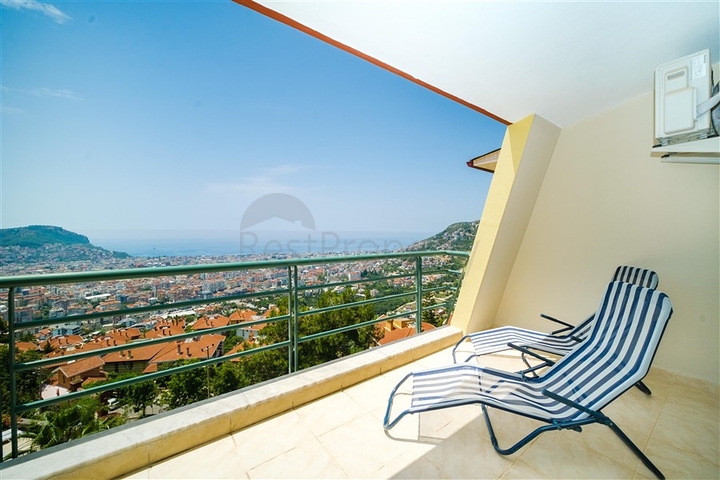 Пентхаус 3+1 с видом на море