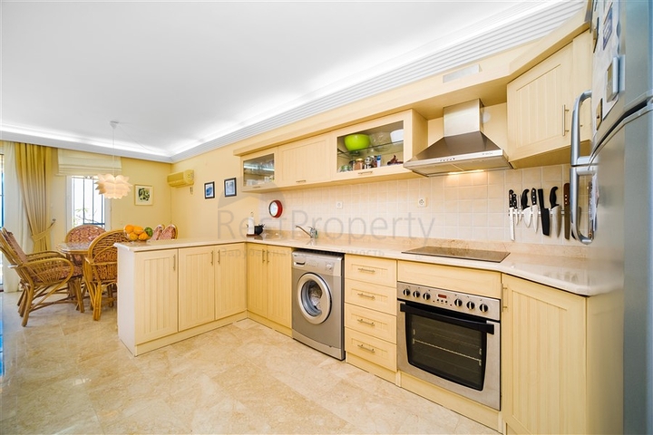 Квартира планировкой 2+1 с лучшими видовыми характеристиками в Алании.