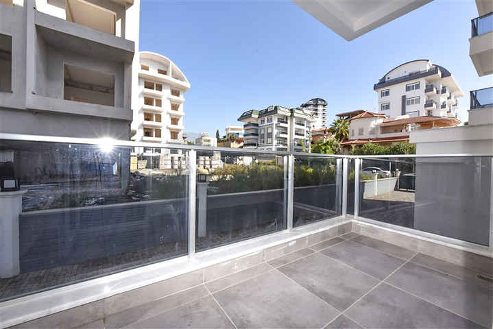 Квартира 1+1 в уютном комплексе в районе Авсаллар