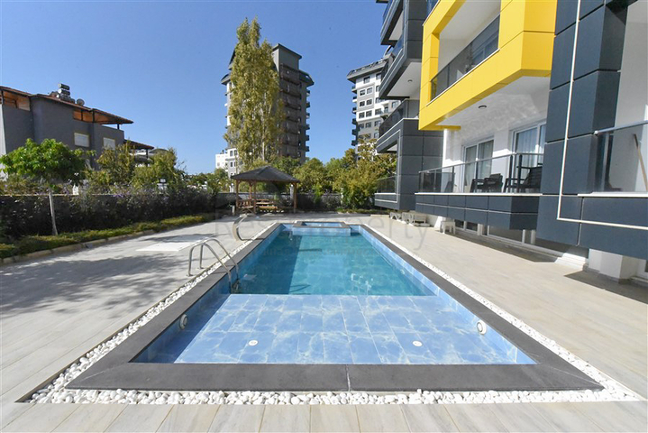 Квартира 1+1 в уютном комплексе в районе Авсаллар