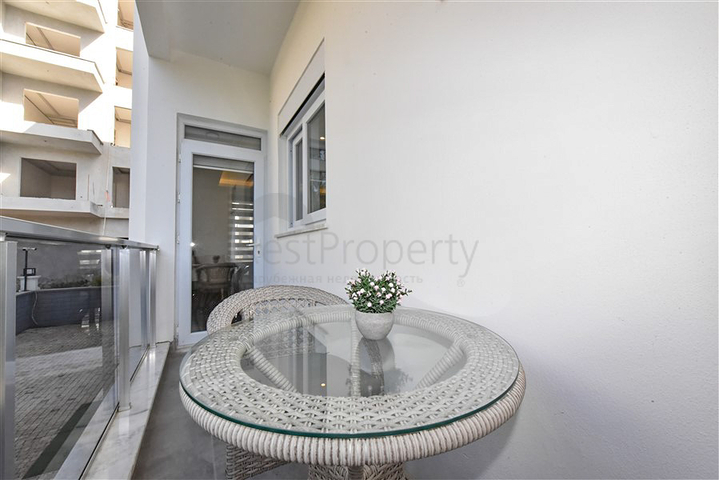 Квартира 1+1 в уютном комплексе в районе Авсаллар