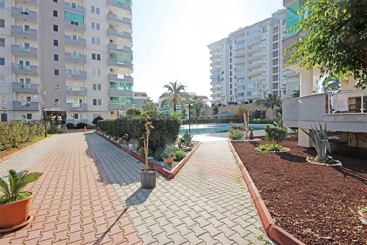 Просторная квартира 2+1 в Джикджилли