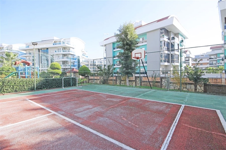 Просторная квартира 2+1 в Джикджилли