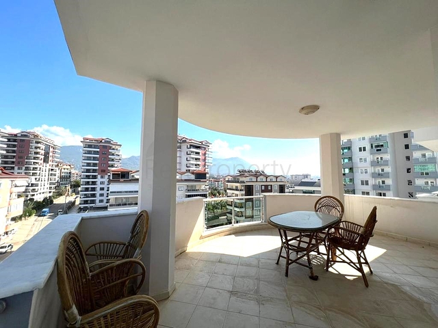 Просторная квартира 2+1 в Джикджилли