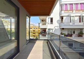 Квартира 2+1 в сердце Алании в районе Клеопатра