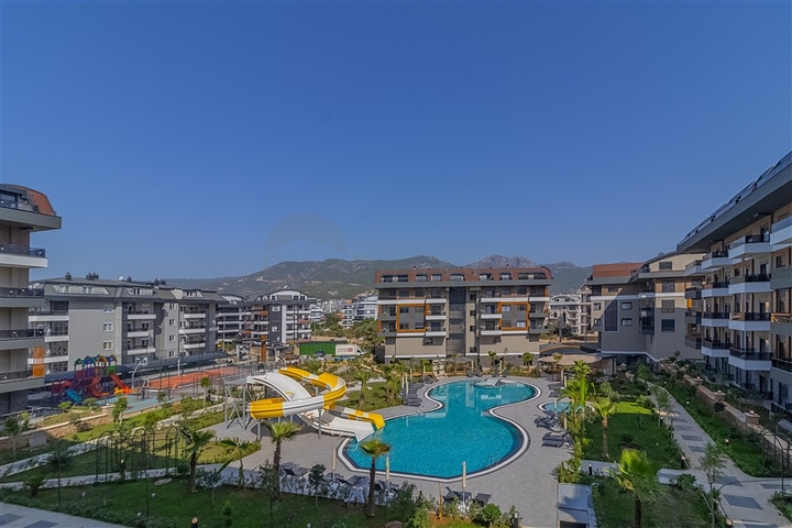 Квартира 3+1 в новом комплексе с большой территорией