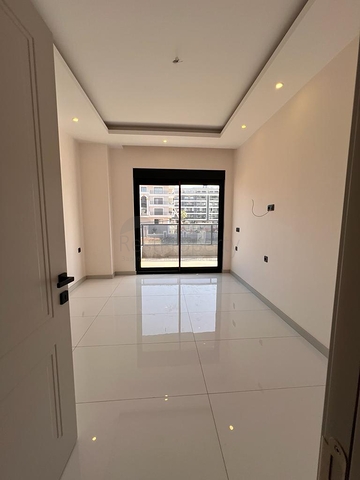 Квартира 3+1 в новом комплексе с большой территорией