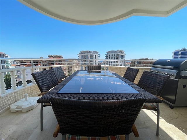 Квартира 2+1 с панорамным видом на горы в районе Тосмур