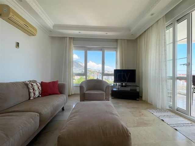 Квартира 2+1 с панорамным видом на горы в районе Тосмур