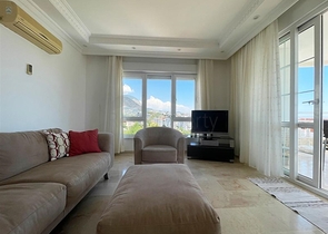 Квартира 2+1 с панорамным видом на горы в районе Тосмур