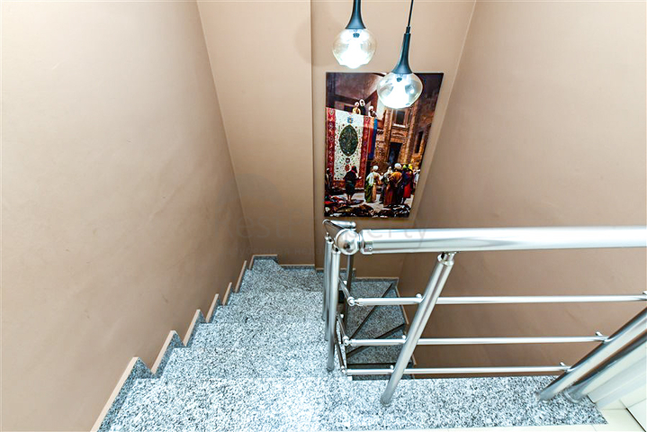 Меблированный пентхаус 2+1 всего в 200 метрах от моря