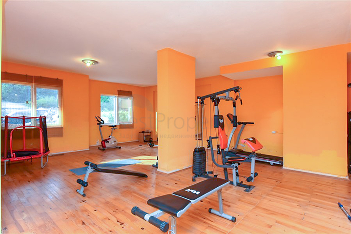 Квартира 2+1 для большой семьи в районе Тосмур 