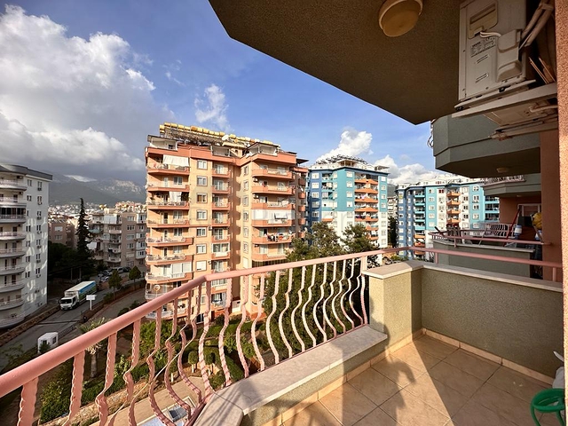 Квартира 2+1 для большой семьи в районе Тосмур 