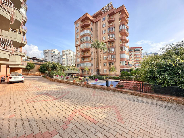 Квартира 2+1 для большой семьи в районе Тосмур 