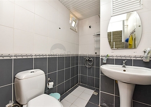 Квартира 2+1 для большой семьи в районе Тосмур 