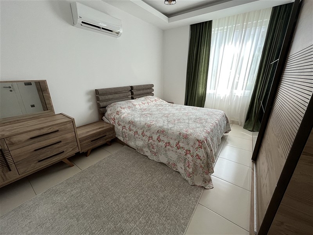 Просторная квартира планировкой 2+1 в пешей доступности до моря