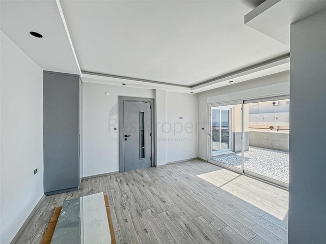 Большая квартира с шикарным видом на Средиземное море