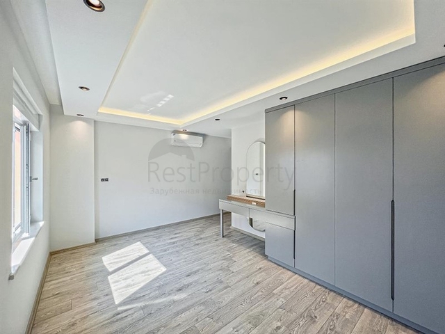 Большая квартира с шикарным видом на Средиземное море