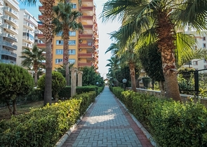 Большая квартира с шикарным видом на Средиземное море