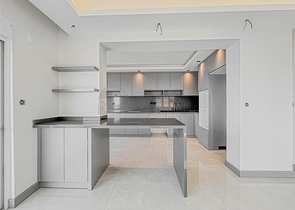 Большая квартира с шикарным видом на Средиземное море