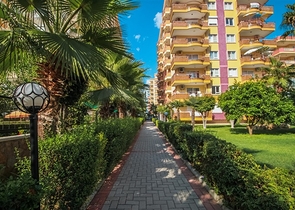 Большая квартира с шикарным видом на Средиземное море