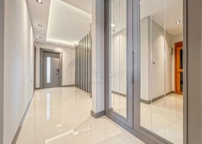 Большая квартира с шикарным видом на Средиземное море