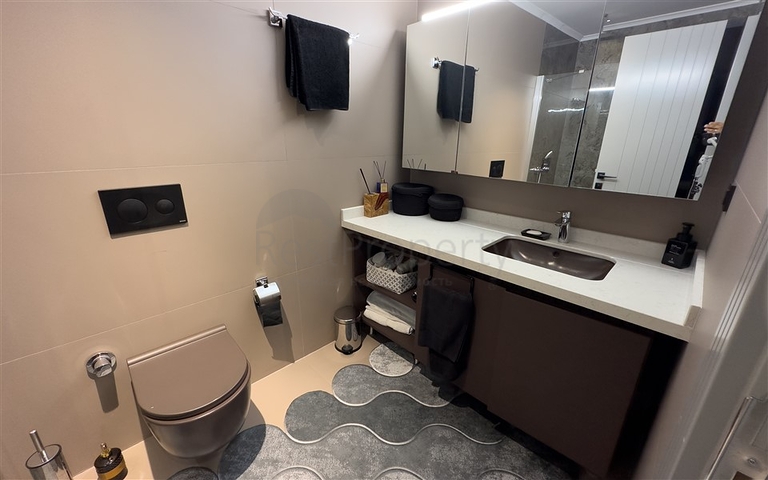 Садовый дуплекс 2+1 на первой береговой линии в Каргыджаке