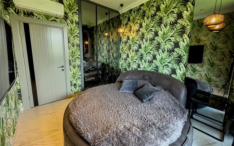 Садовый дуплекс 2+1 на первой береговой линии в Каргыджаке