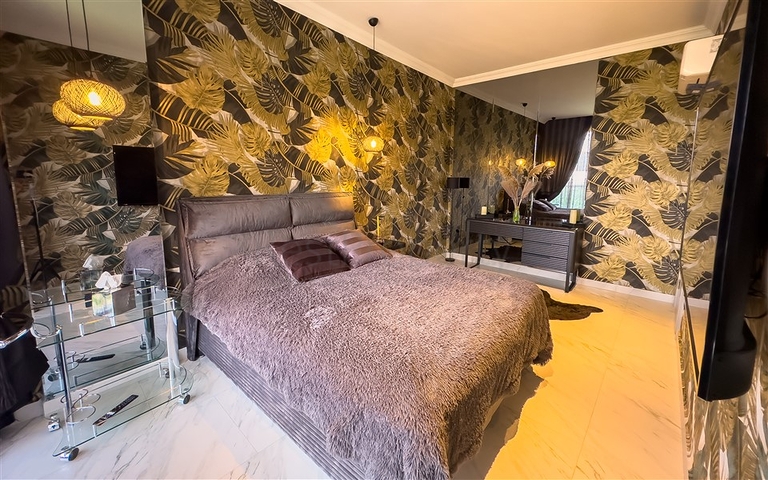 Садовый дуплекс 2+1 на первой береговой линии в Каргыджаке