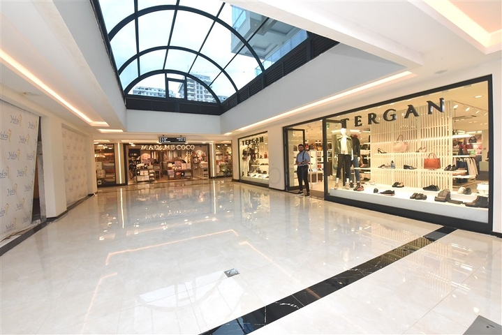 Двухкомнатная меблированная квартира в новом комплексе Махмутлара