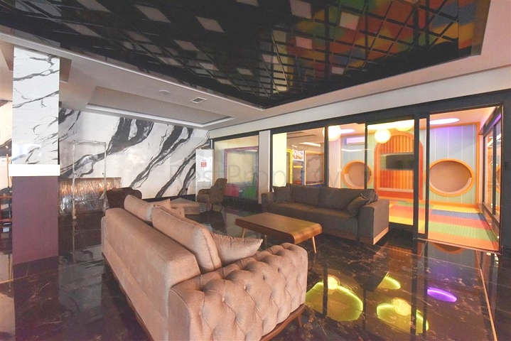 Двухкомнатная меблированная квартира в новом комплексе Махмутлара