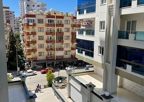 Двухкомнатная меблированная квартира в новом комплексе Махмутлара