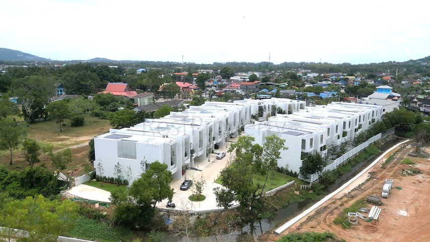 Комплекс вилл в районе Бангтао