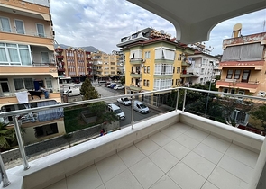 Квартира 1+1 в 300 метрах от пляжа Клеопатра.