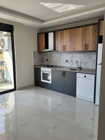 Меблированная квартира 1+1 на пляже Клеопатра