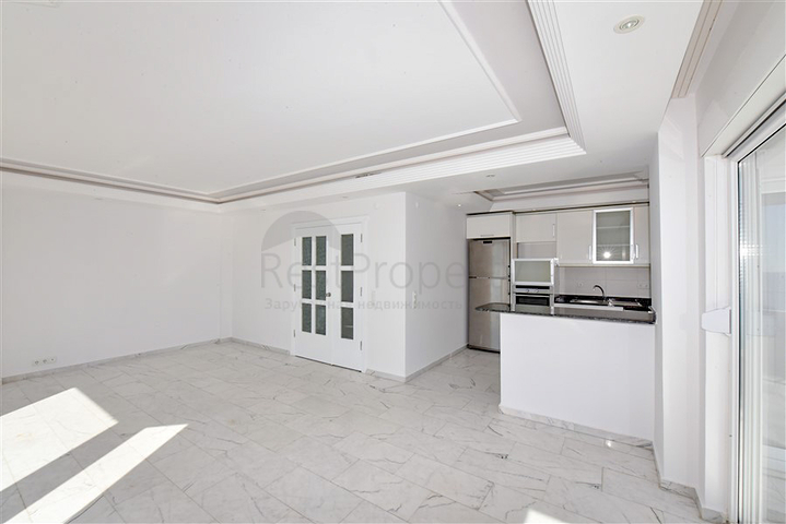 Квартира 2+1 на первой линии с фронтальным видом на море