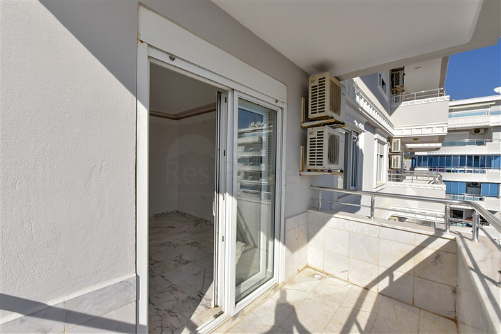 Квартира 2+1 на первой линии с фронтальным видом на море