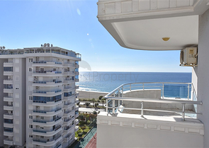 Квартира 2+1 на первой линии с фронтальным видом на море