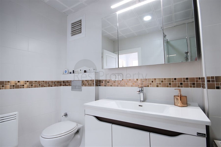 Меблированная квартира планировкой 2+1 в районе Махмутлар Меблированная квартира планировкой 2+1 в районе Махмутлар