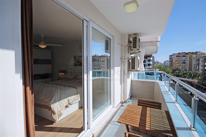 Меблированная квартира планировкой 2+1 в районе Махмутлар Меблированная квартира планировкой 2+1 в районе Махмутлар