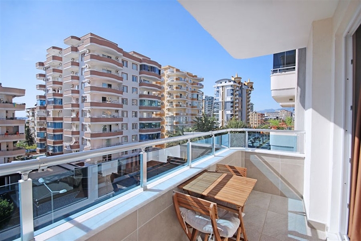 Меблированная квартира планировкой 2+1 в районе Махмутлар Меблированная квартира планировкой 2+1 в районе Махмутлар