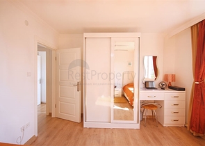 Меблированная квартира планировкой 2+1 в районе Махмутлар Меблированная квартира планировкой 2+1 в районе Махмутлар