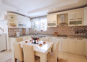 Просторная квартира 2+1 в районе Махмутлар 