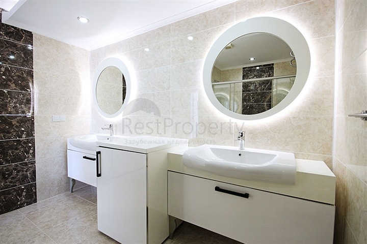 Вилла с собственным бассейном