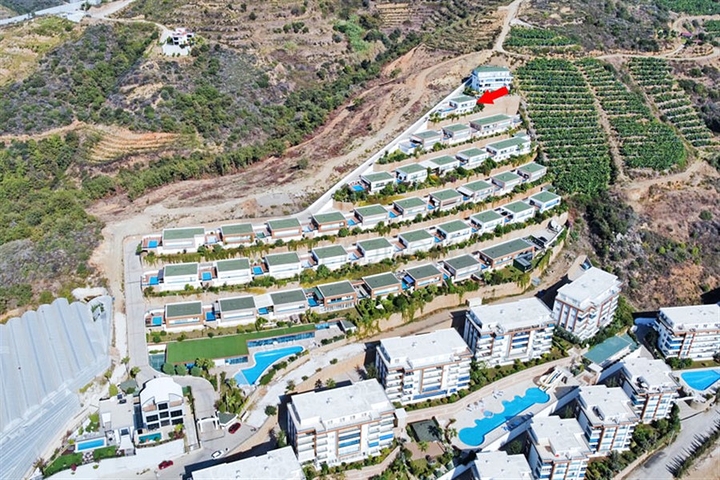 Вилла с собственным бассейном