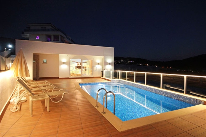 Вилла с собственным бассейном