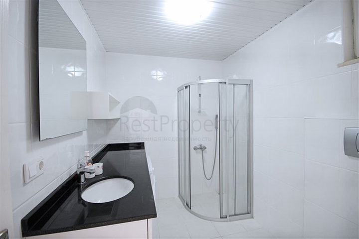 Вилла 4+1 с видом на море в районе Каргыджак