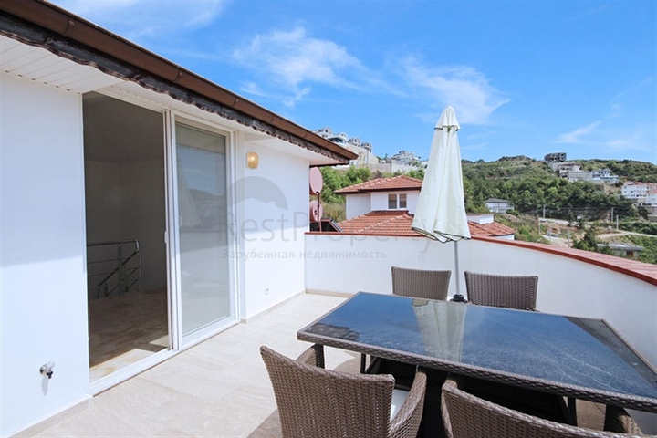 Вилла 4+1 с видом на море в районе Каргыджак