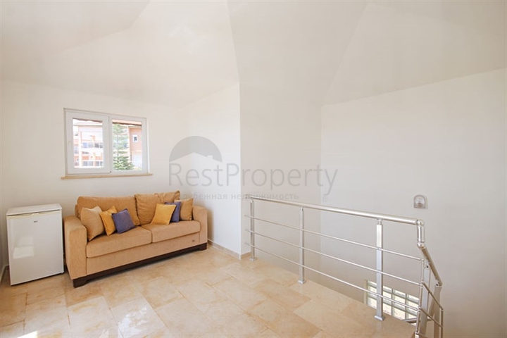 Вилла 4+1 с видом на море в районе Каргыджак